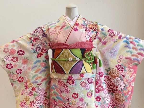 振袖カタログが更新されました。